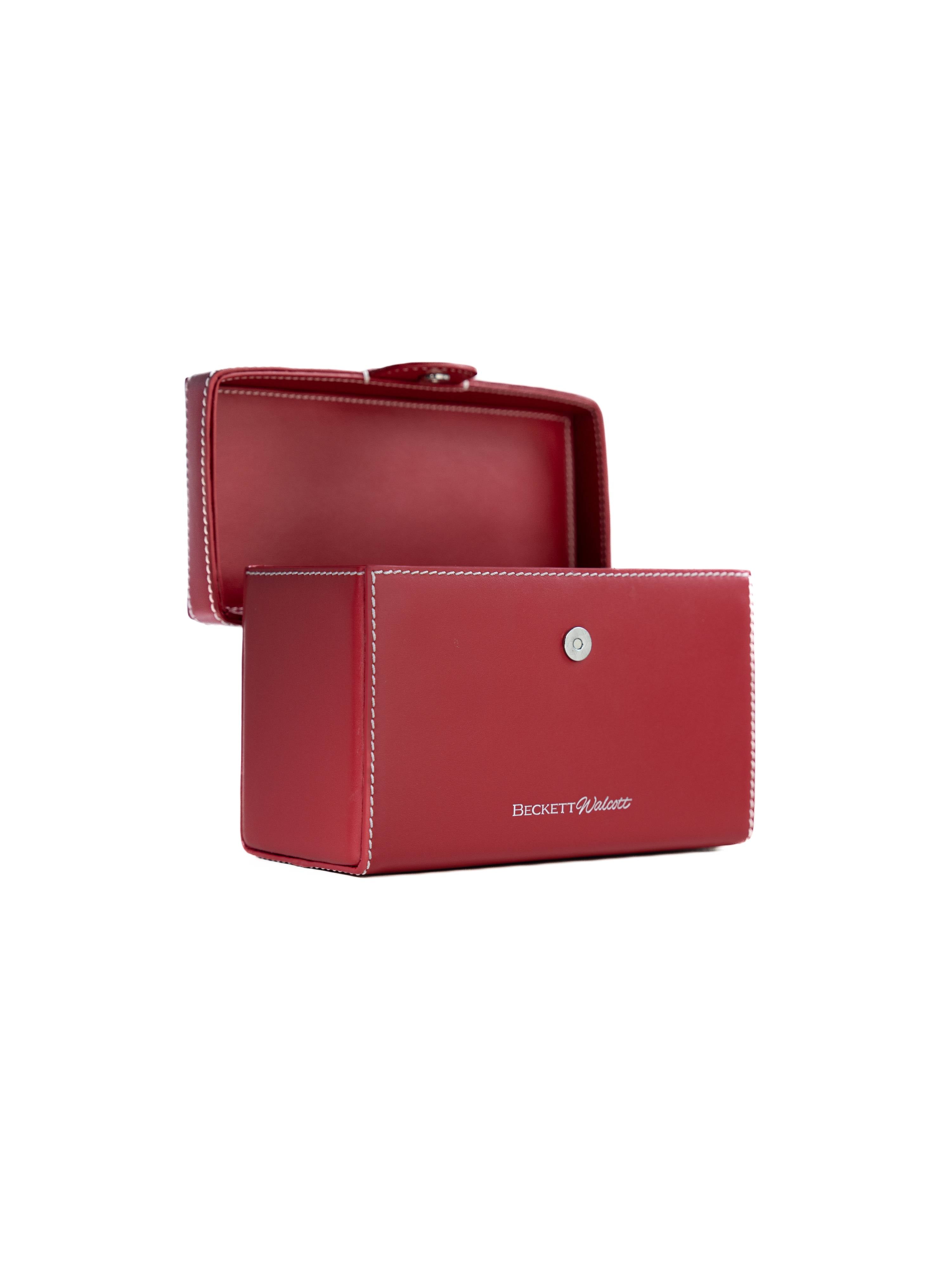 The Legacy – Santa Claus (Red)