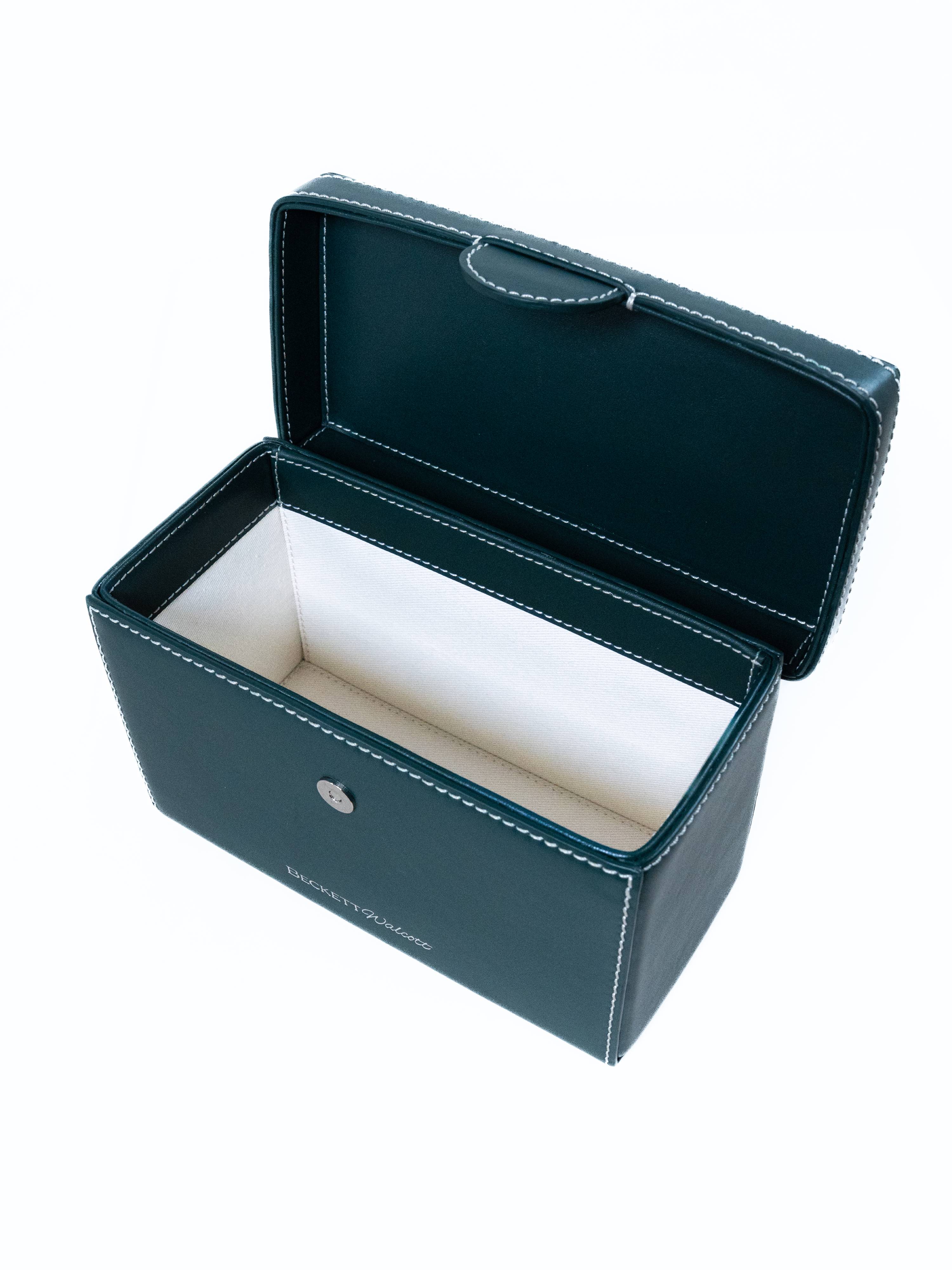 The Legacy – Serpentine (Green)